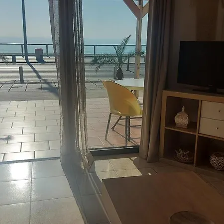 Lägenhet Sunrise Boho Larnaca